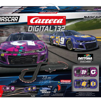 Carerra DIGITAL 1/32 - NASCAR Daytona Challenge 7.3m Set