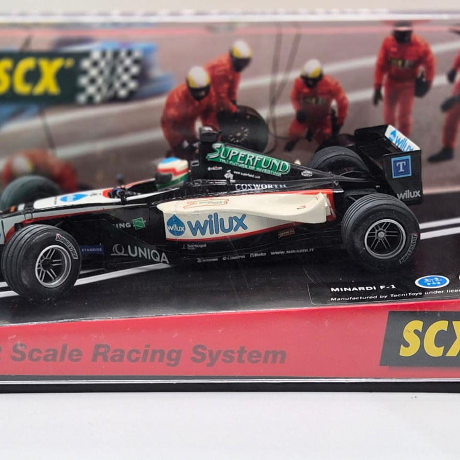 SCX  1:32 F1 MINARDI F1 Wilux